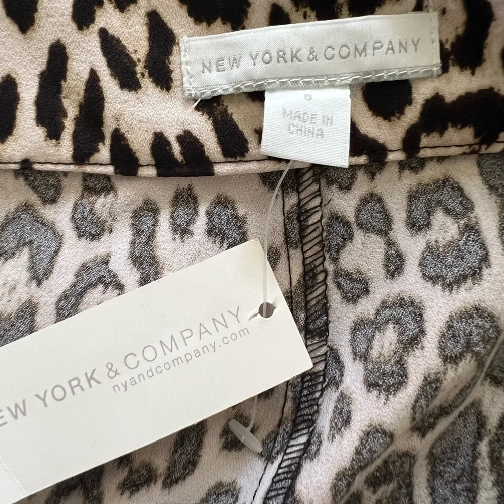 New NY&C Animal Print Skirt size 8